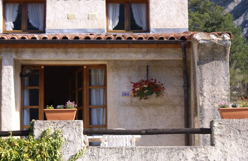 Val-de-Chalvagne Copropriété | Location dans résidence (ancienne bergerie) avec piscine et tennis