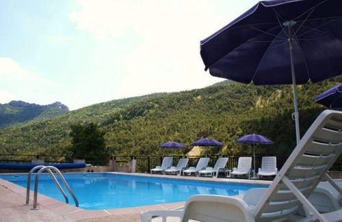 Val-de-Chalvagne Copropriété | Location dans résidence (ancienne bergerie) avec piscine et tennis