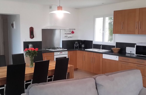 Nontron Maison | Location d'une maison neuve classee *** dans parc avec étang