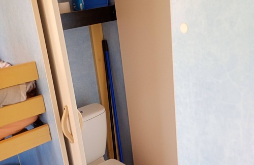Le Mesnil-Bacley Maison | location de roulottes tout confort pour 4 personnes, à DEVALPARC parc de loisirs