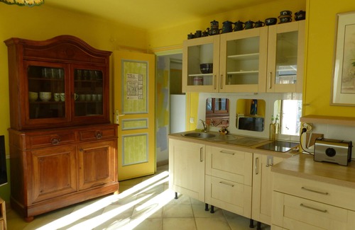 Coursegoules Cottage | Location studio 30m2 avec véranda de 15m2 dans maison individuelle