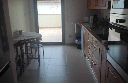 A dos Cunhados Appartement | Renting 2 bedrooms in the West