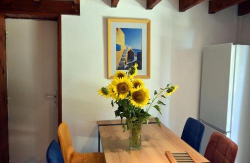 Montelimar Maison | Repos et Tranquillité - Super Calme de la campagne - Clim - Grande Piscine Partagée au Sel - Déco cosy tout confort - Proche Commodités