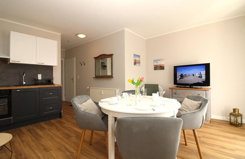 Wischuer Appartement | Res. Wischuer WE 26: friendly and bright 2-room apartment with balcony