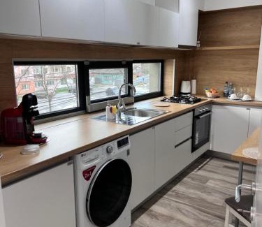 Focsani Appartement | ResHome Apartments&Rooms