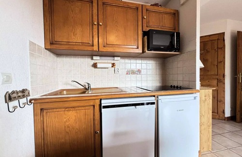 Notre-Dame-de-Bellecombe Appartement | Residence Les Oursons - 3 Rooms for 6 People