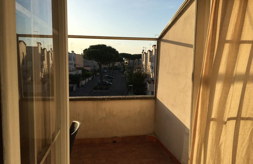 Marina di Cerveteri Appartement | Résidence "L 'Approdo" avec piscine et courts de tennis très proche de la mer