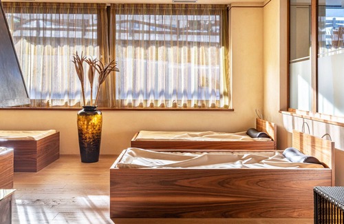 San Giovanni di Fassa Appartement | "Residence Anda Appartamento 51" with Views of the Dolomite Peaks, Shared Indoor Pool & Jacuzzi