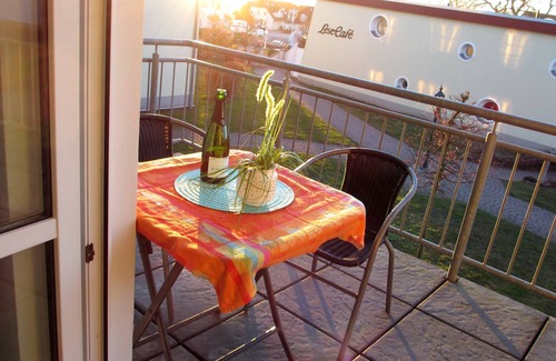 Alt Gaarz Maison | Residence at the Kurhaus Apartment 7 Sansibar