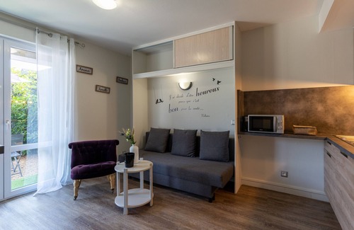 La Roche-Posay Maison | Residence Croma