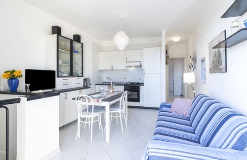 Pantai Maison | Residence Gli Ulivi by Interhome