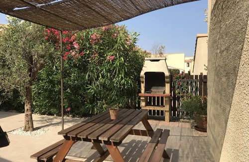 Gruissan Maison | Résidence les Cabestans, pavillon au calme, parking privatif, jardinet☀