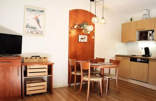 La Mongie Appartement | Residence Pic Du Midi - Studio for 4 People