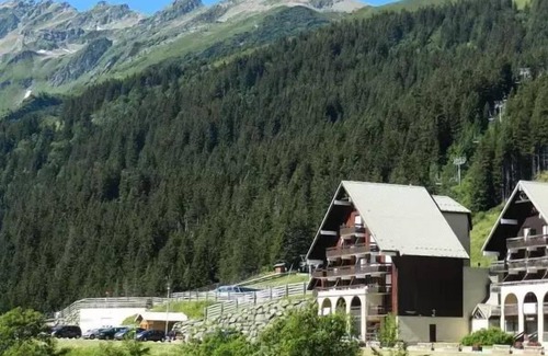Le Pleynet Appartement | Residence Roches Noires - Studio for 4 People