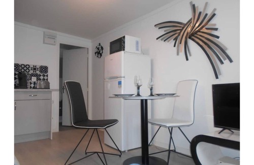Chateauroux Appartement | Residence Valissou - Appartement décoration noir et blanc