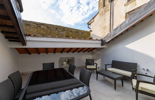 Castiglion Fiorentino Appartement | Residenza di Lucia in city center with private terrace
