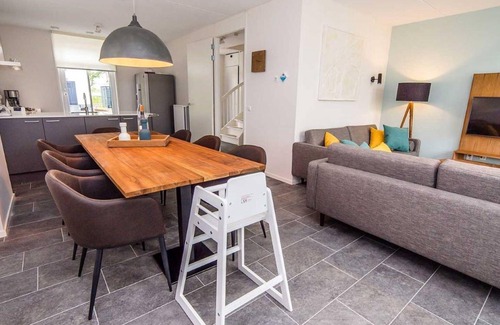 Maastricht Station Balnéaire | Résidence de vacances ∙ 6 chambres ∙ 12 personnes