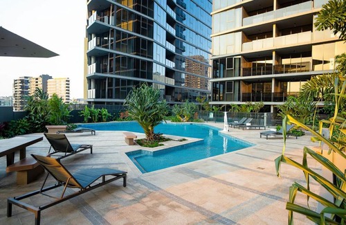 South Brisbane Appartement | Resort Living 2BR with Pool Spa Gym & Parking