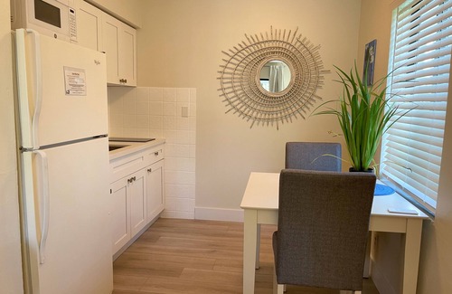 Deerfield Beach Station Balnéaire | Resort Studio with Full Kitchen & Pool - Walk to Beach