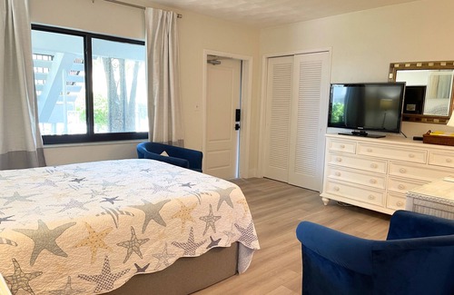 Deerfield Beach Station Balnéaire | Resort Studio with Full Kitchen & Pool - Walk to Beach
