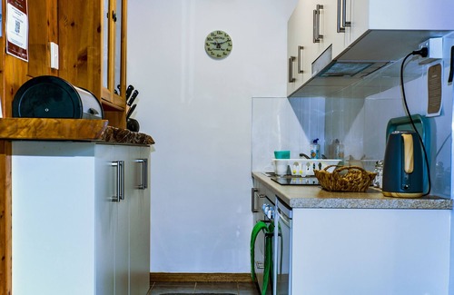 Mooloolah Valley Maison | Resort Style Accommodation
