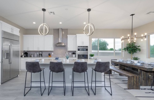 Rio Verde Foothills Maison | Resort-Style Estate, Mountain Views, Heated Pool & Spa, Fun Putting Green, More