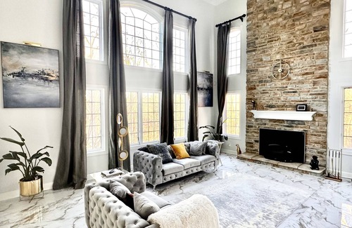 Glasser Maison | Resort style home in one of the most picturesque places in New Jersey.