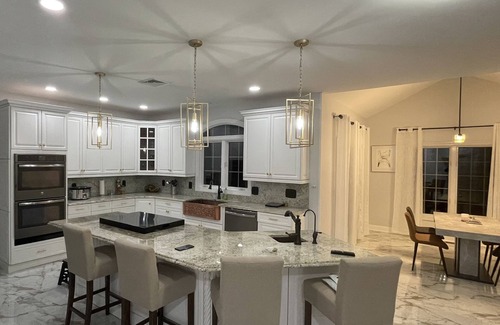 Glasser Maison | Resort style home in one of the most picturesque places in New Jersey.