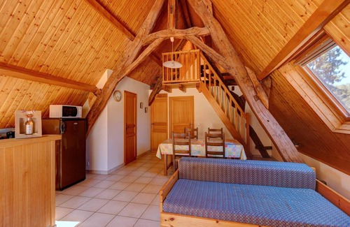 Gourdon Maison | RESOULES I - 2 stars, swimming pool, charm and nature
