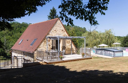 Gourdon Maison | RESOULES I - 2 stars, swimming pool, charm and nature
