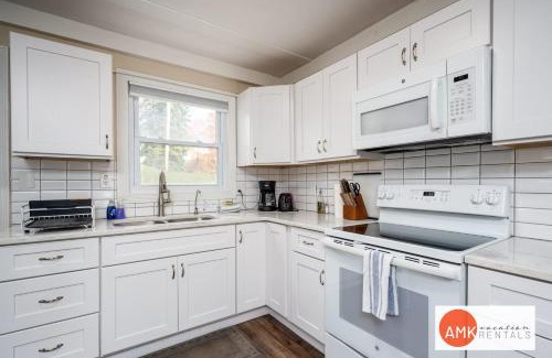Belding Maison | Rest and Relaxation Z's at Slayton Lake