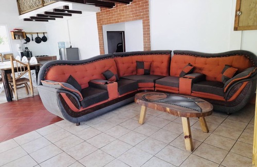 Escuintla Chalet De Ski | Rest House Xareni