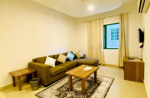 Al Ghubrah Ash Shamaliyyah Appartement | Rest-Inn Two Bedrooms Apartment