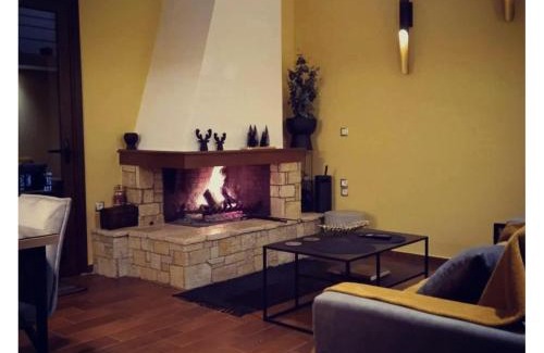Kalavrita Appartement | REST SUITE On The Pedestrian Street