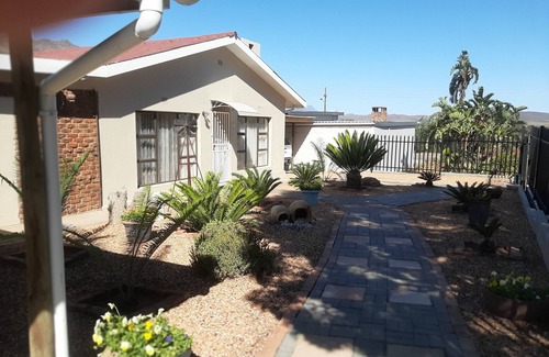 Ashton Appartement | Rest4Sure Self catering unit on Route 62