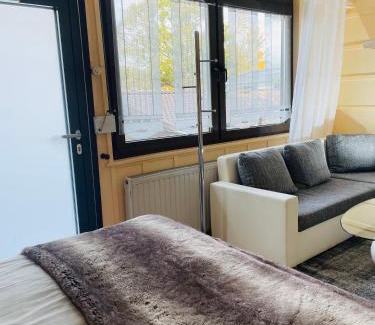 Bad Kleinen Hôtel | Restaurant Seeblick direkt am Schweriner See