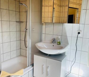 Bad Kleinen Hôtel | Restaurant Seeblick direkt am Schweriner See