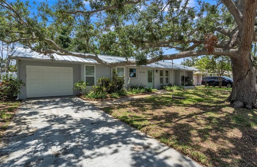 Bradenton Maison | Restful 2 Bedroom House in West Bradenton near AMI