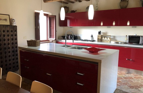 Ostra Vetere Autre | Restored 4/5 bedroom farmhouse with pool ,super fast WiFi contemporary interior