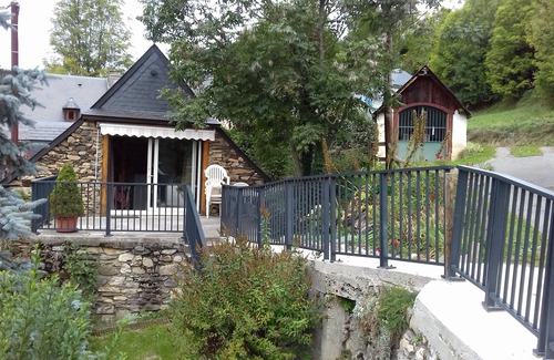 Estarvielle Maison | ancienne grange restaurée au coeur de la montagne