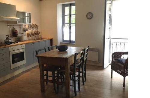 Beaufort Chalet De Ski | Restored Winemakers Homes In Picturesque Hamlet in heart of Minervois wine area