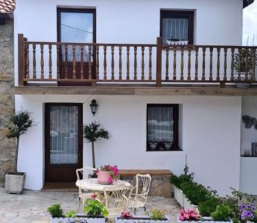 Medio Cudeyo Appartement | Retiro en Parque Natural