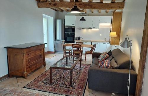 Gemigny Maison | Retraite Champêtre avec Home Cinéma et Verger Libre Cueillette, près de la Loire et des Châteaux - FR-1-590-435