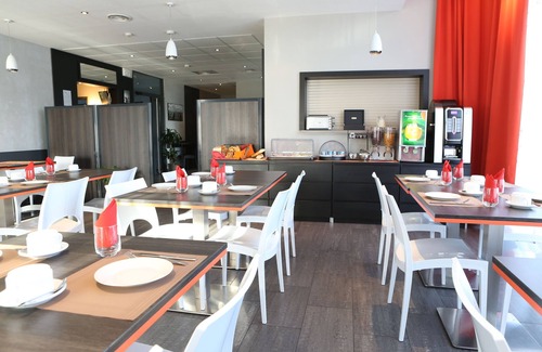 Chevilly-Larue Appartement | Retraite Modern 10 min de l'Aéroport|WIFI Inclus!