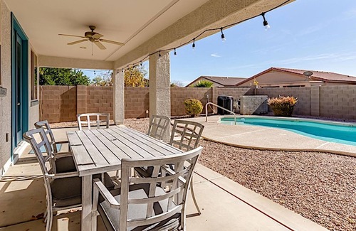 Laredo Ranch Maison | Retreat at San Tan 4BR by Casago