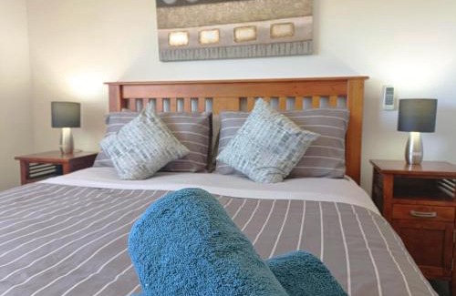 Dakabin Maison | Retreat Haven-The Perfect Master Bedroom Getaway
