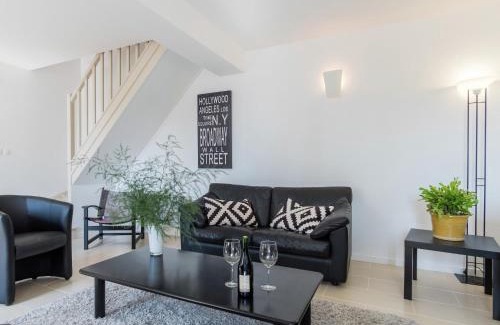 Beaumont-en-Veron Maison | Retreat in Beaumont-en-Véron