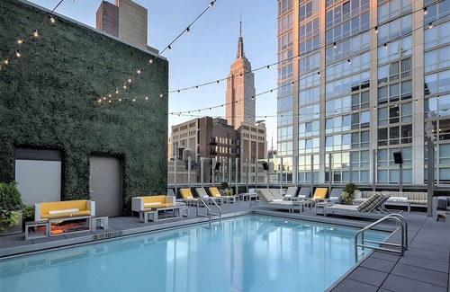 Rose Hill Hôtel | Retreat to Understated Elegance! 4 Family-friendly Units, Rooftop Pool