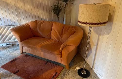 Hof Redentin Appartement | Retreat with Garden & Family Amenities
