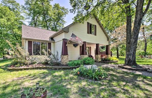 Puposky Maison | Retreat with Lake Access and Private Boat Dock!